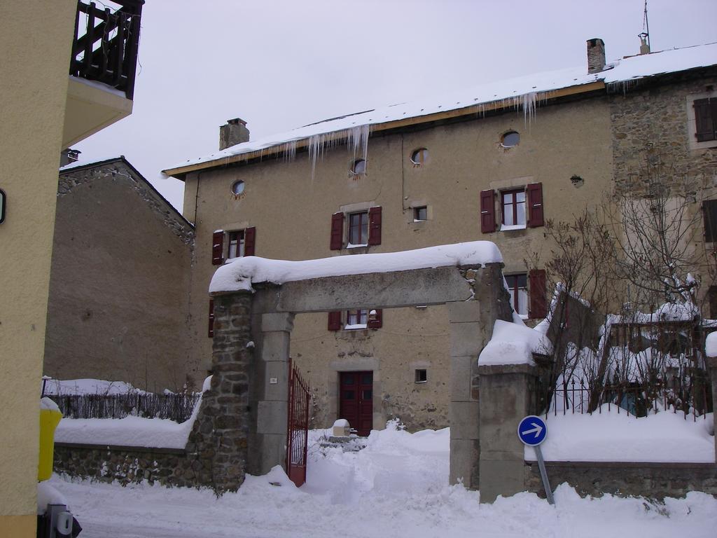 La Maison Bleue La Cabanasse Dış mekan fotoğraf